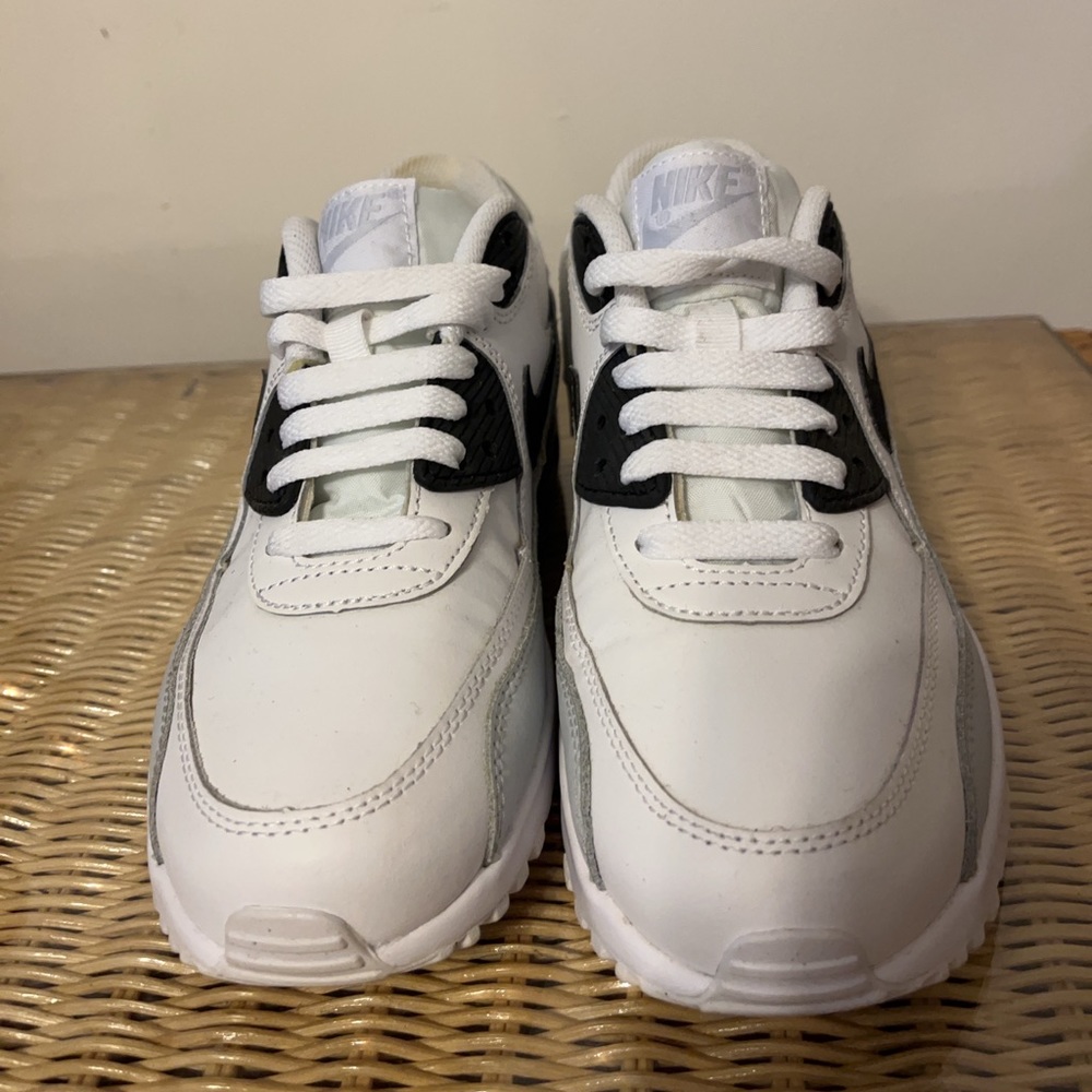 Nike Air Max Size 5